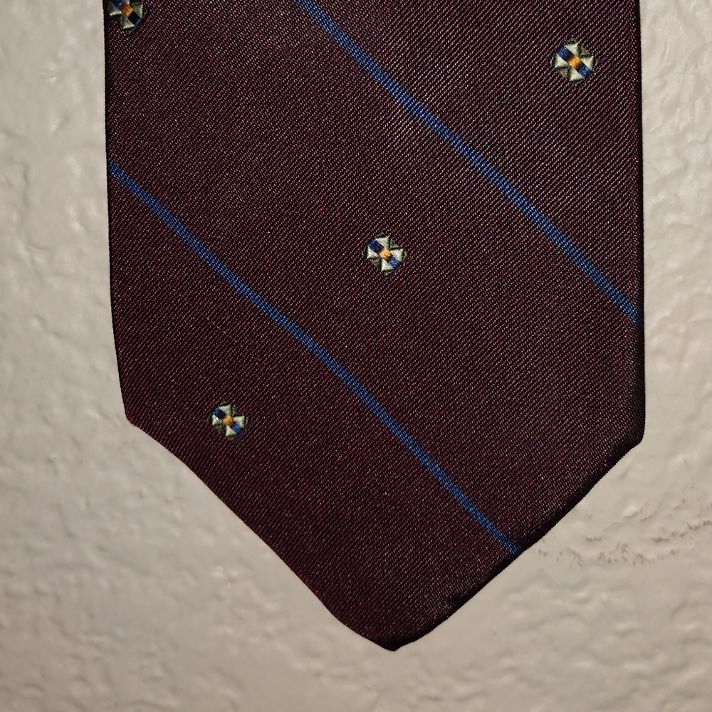 Necktie